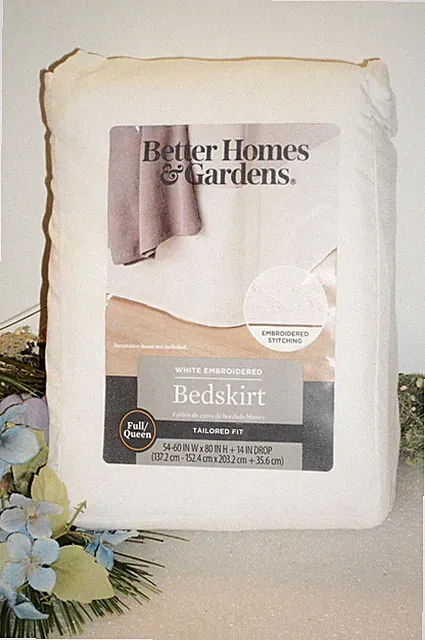 BETTER HOMES & GARDENS Full/Queen Bed Skirt 14" Drop Arctic White NIP