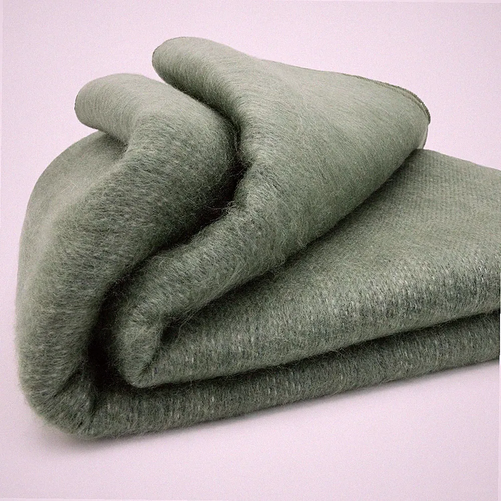 DOUBLE DENSITY ALPACA WOOL BLANKET THROW | QUEEN SIZE | SOFT & WARM – SAGE GREEN