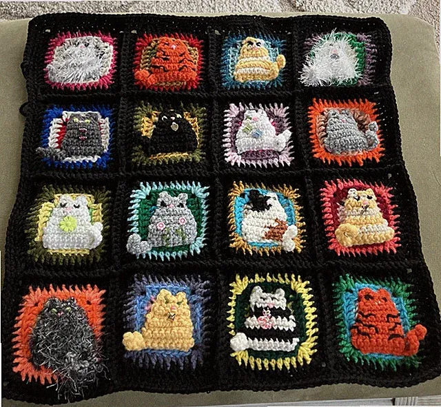 Multi cat 20" Pillowcase Black Border Handmade FREE SHIPPING