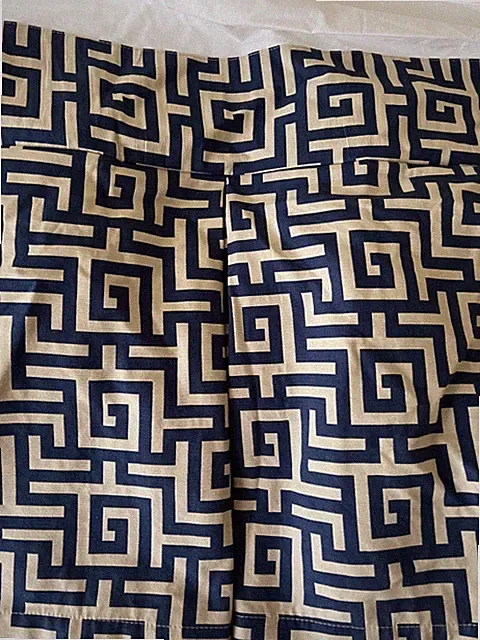 NWOT Pottery Barn Greek Key Jacquard KING 14" Drop Pleated Bed Skirt NAVY TAN